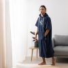 Homelevel Unisex szörfponcsó, L-XL, kék, organikus pamut, 54984.20