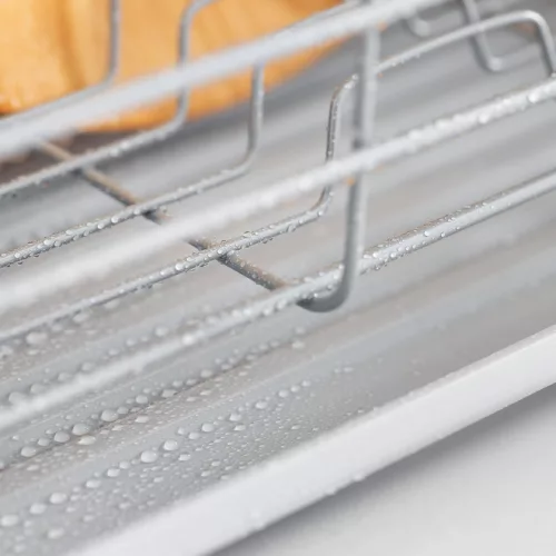 Navaris edénytartó csepegtető tálcával, tányérok, poharak és evőeszközök számára, szürke, 42.5x31.5x14 cm, 52545.03