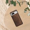 Kwmobile Google Pixel 8 tok, barna, fa/szilikon, 61875.01