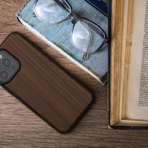 Kwmobile tok Apple iPhone 16 Pro Max készülékhez, barna, fa/szilikon, KWM000022UR001C