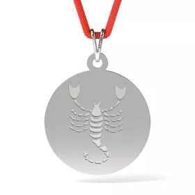 Ezüst medál zsinórral Scorpion modell